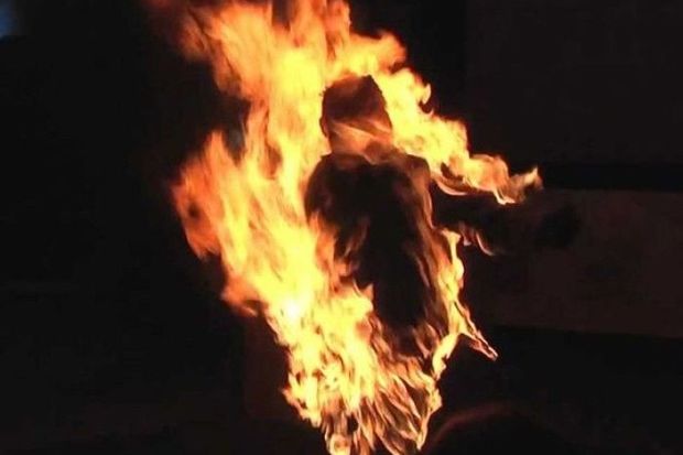 Qazaxda qoca kişi yanaraq öldü